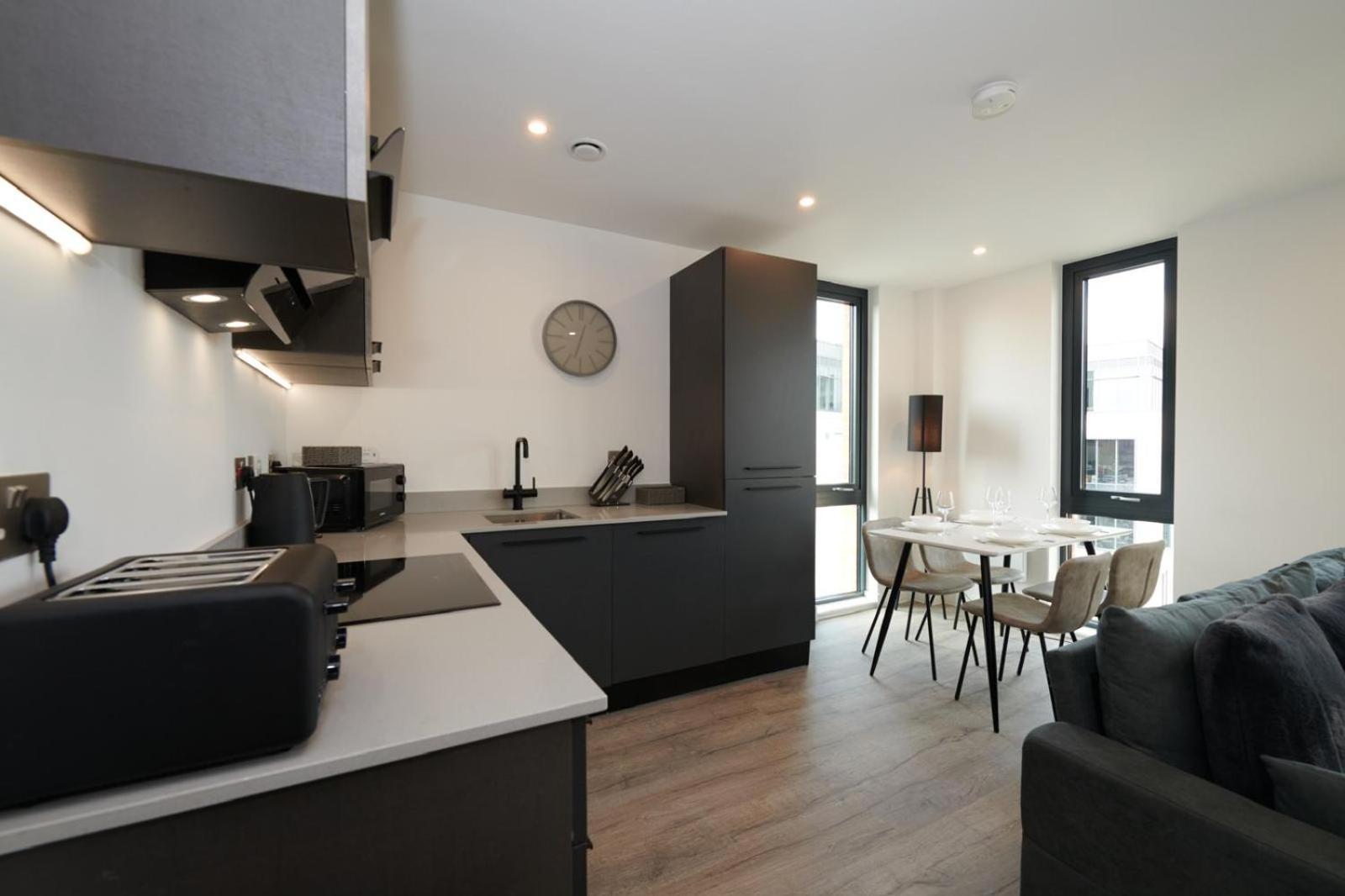 Minster Icona 239 - Free Parking And Gym! *